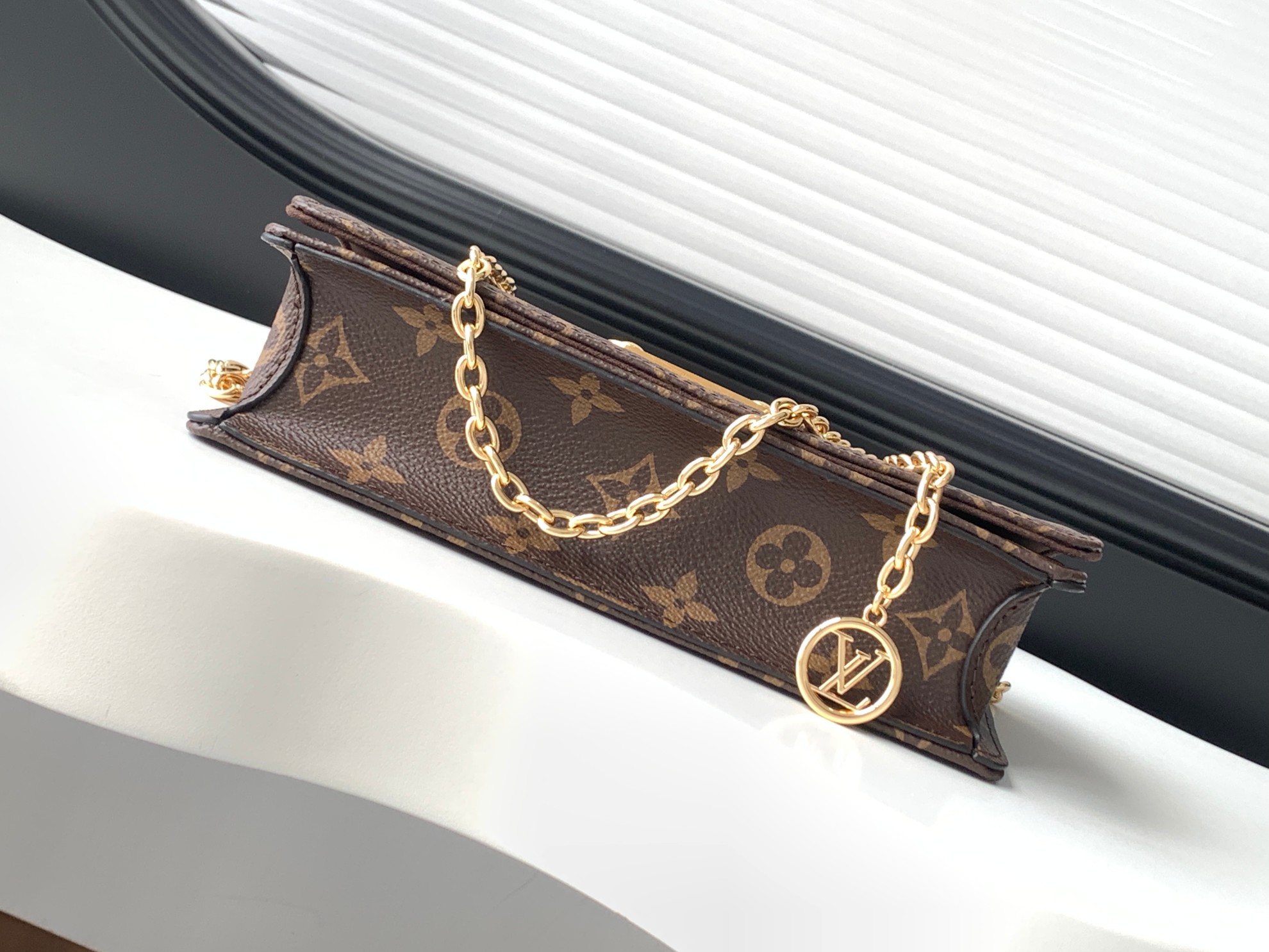 Louis Vuitton Lily Wallet On Chain M82509 Handbag