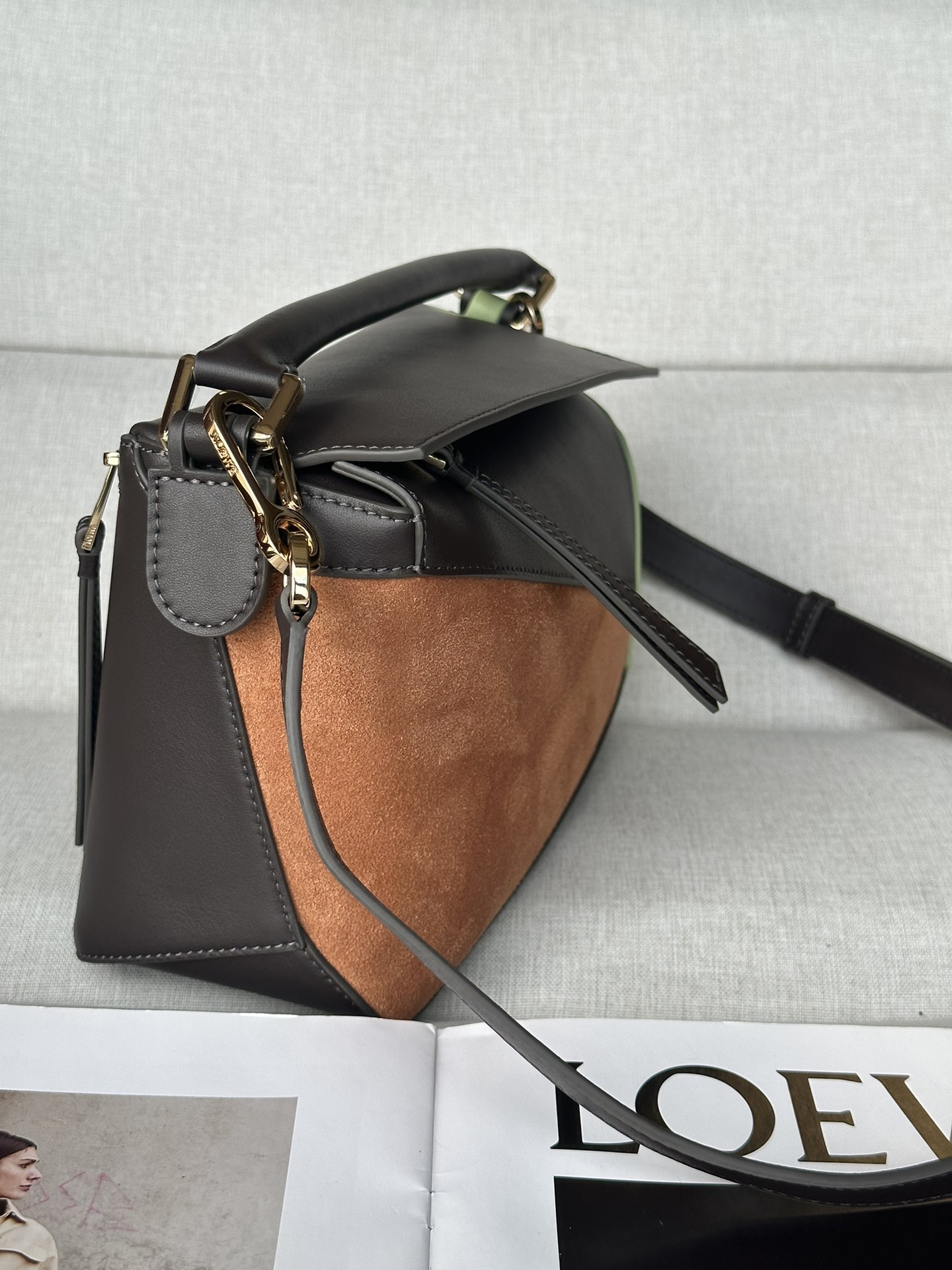 LOEWE 3001B Puzzle Edge Handbag Small 24cm Light Pear Brown Rectangle Cowhide Leather Shoulder Bag Crossbody