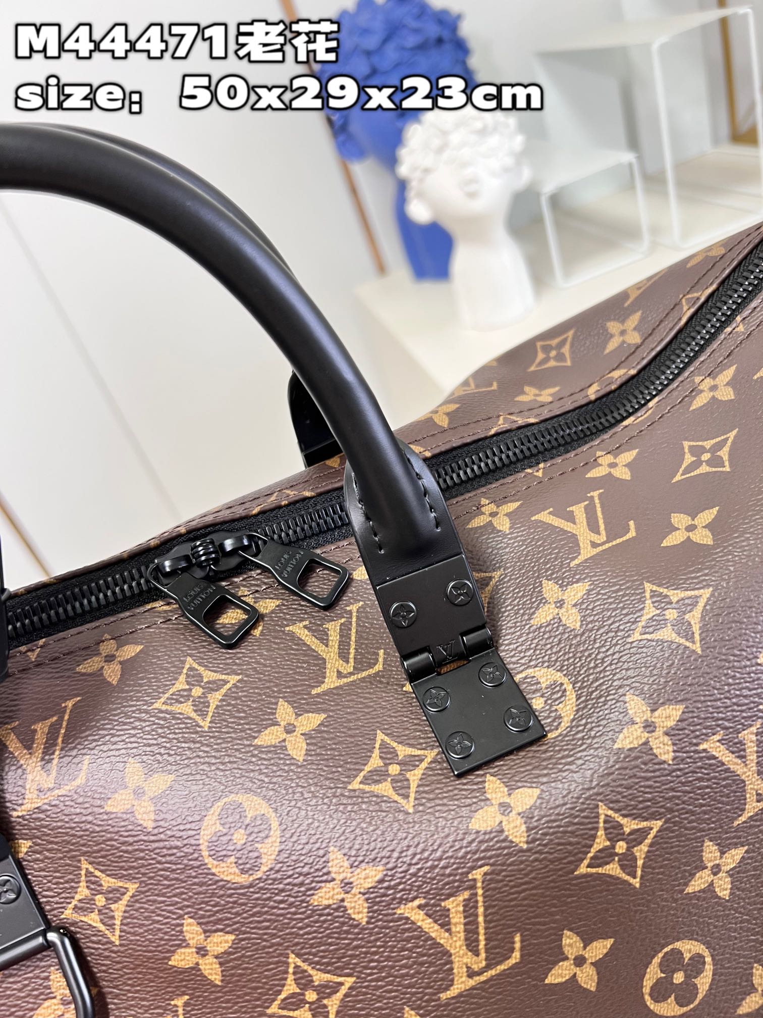 Louis Vuitton M44471 Iconic Monogram pattern with matte orange chain strapKEEPALL 50 travel bag