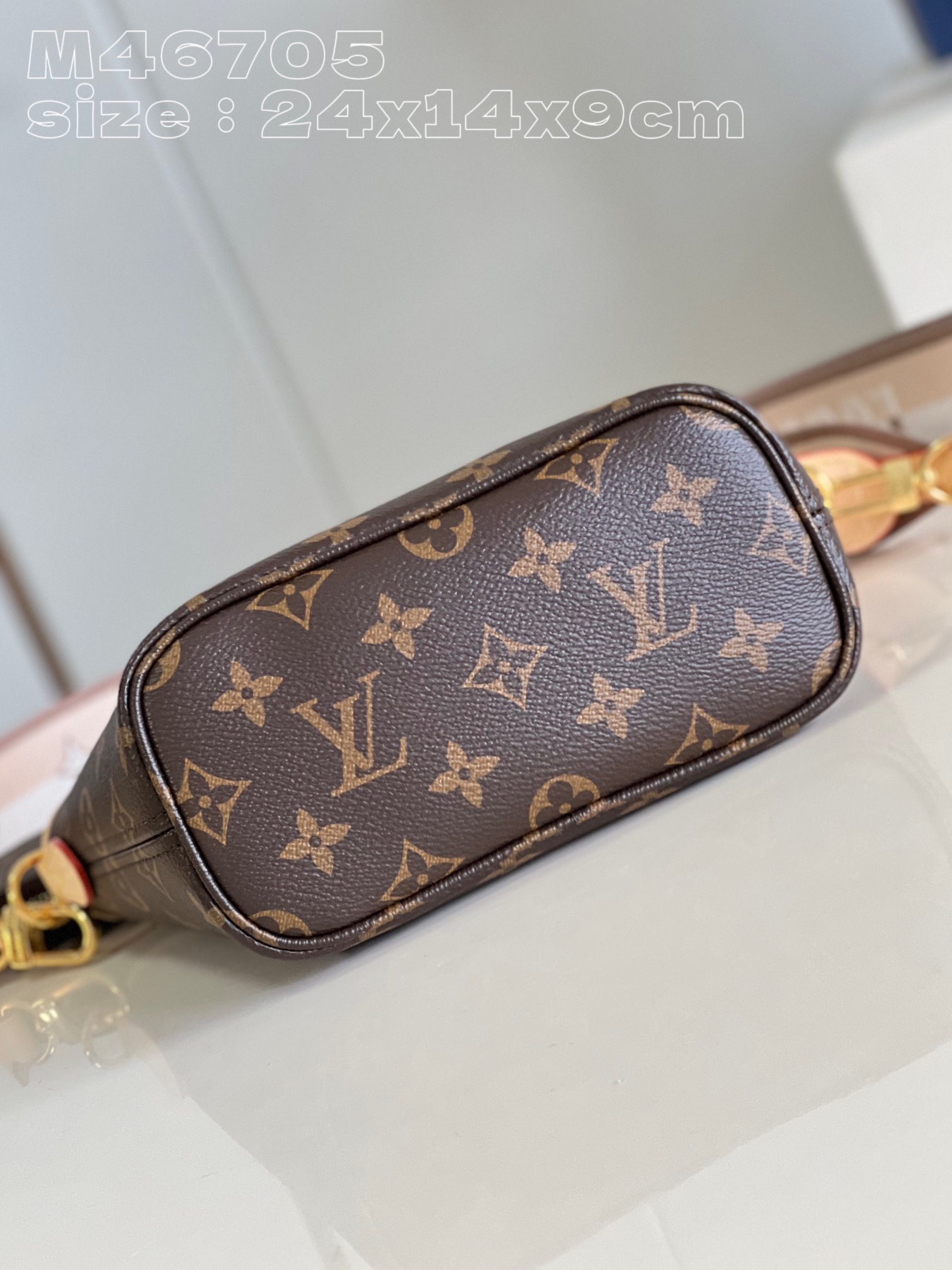 Louis Vuitton M46705 Damier Ebene Neverfull BB bag in canvas with colorful fabric lining and cowhide trimmings