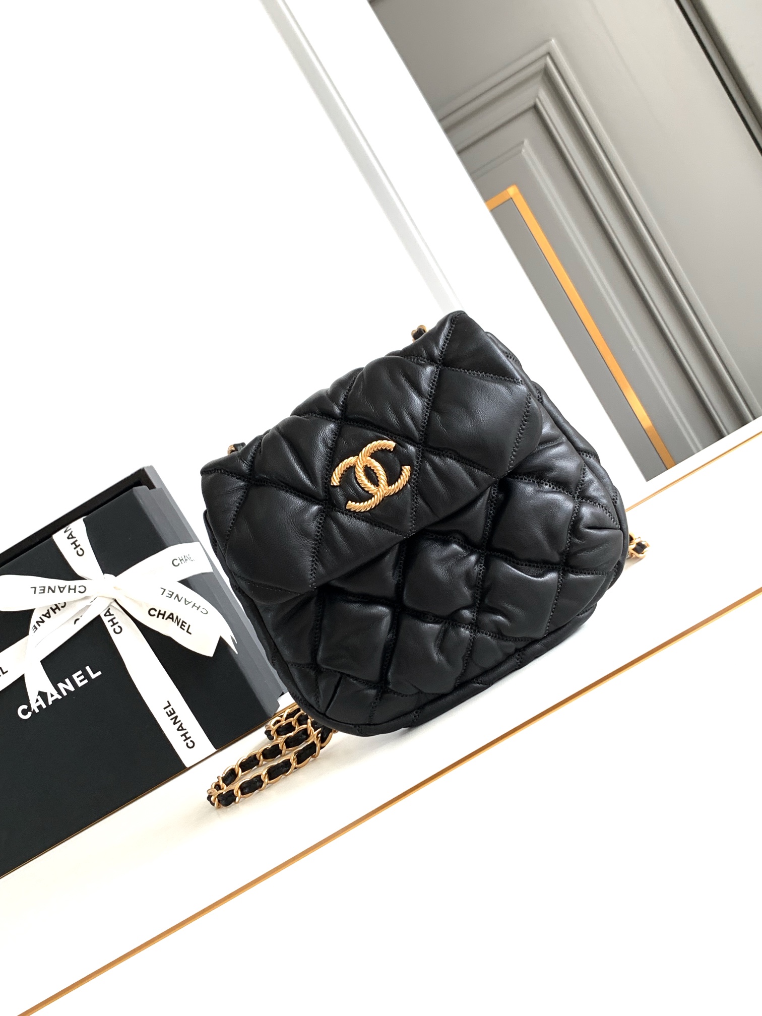 CHANEL black large saddle bag fashion classic models crossbody bag