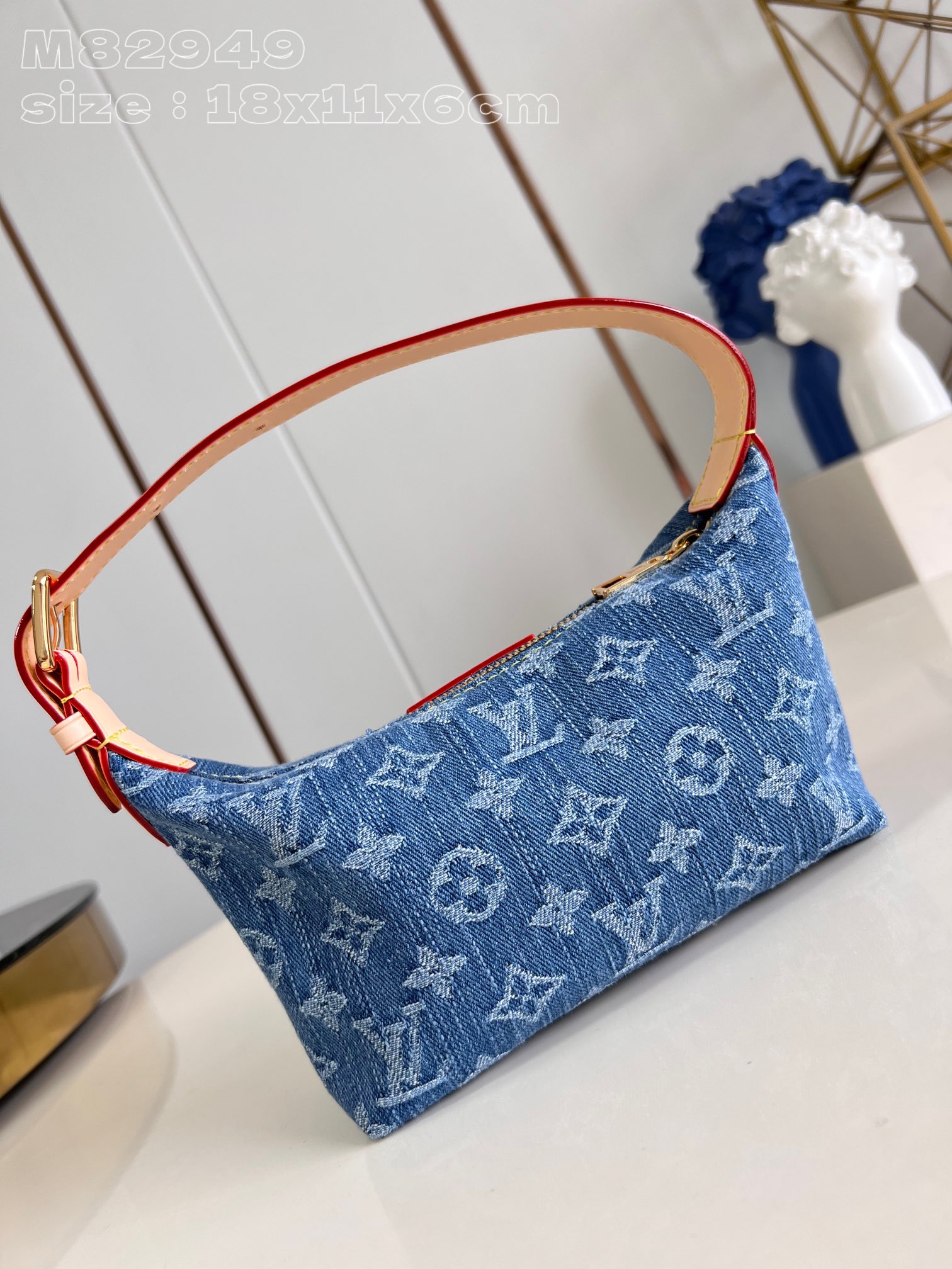 Louis Vuitton M82949 Monogram Denim Canvas Hills Pochette Clutch Bag