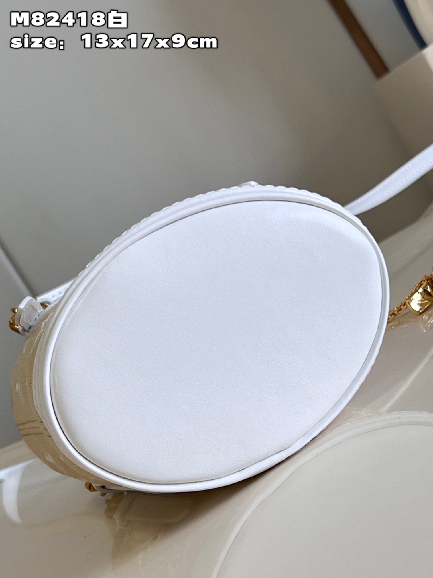 Louis Vuitton M82418 Monogram Nano Bucket Bag in White