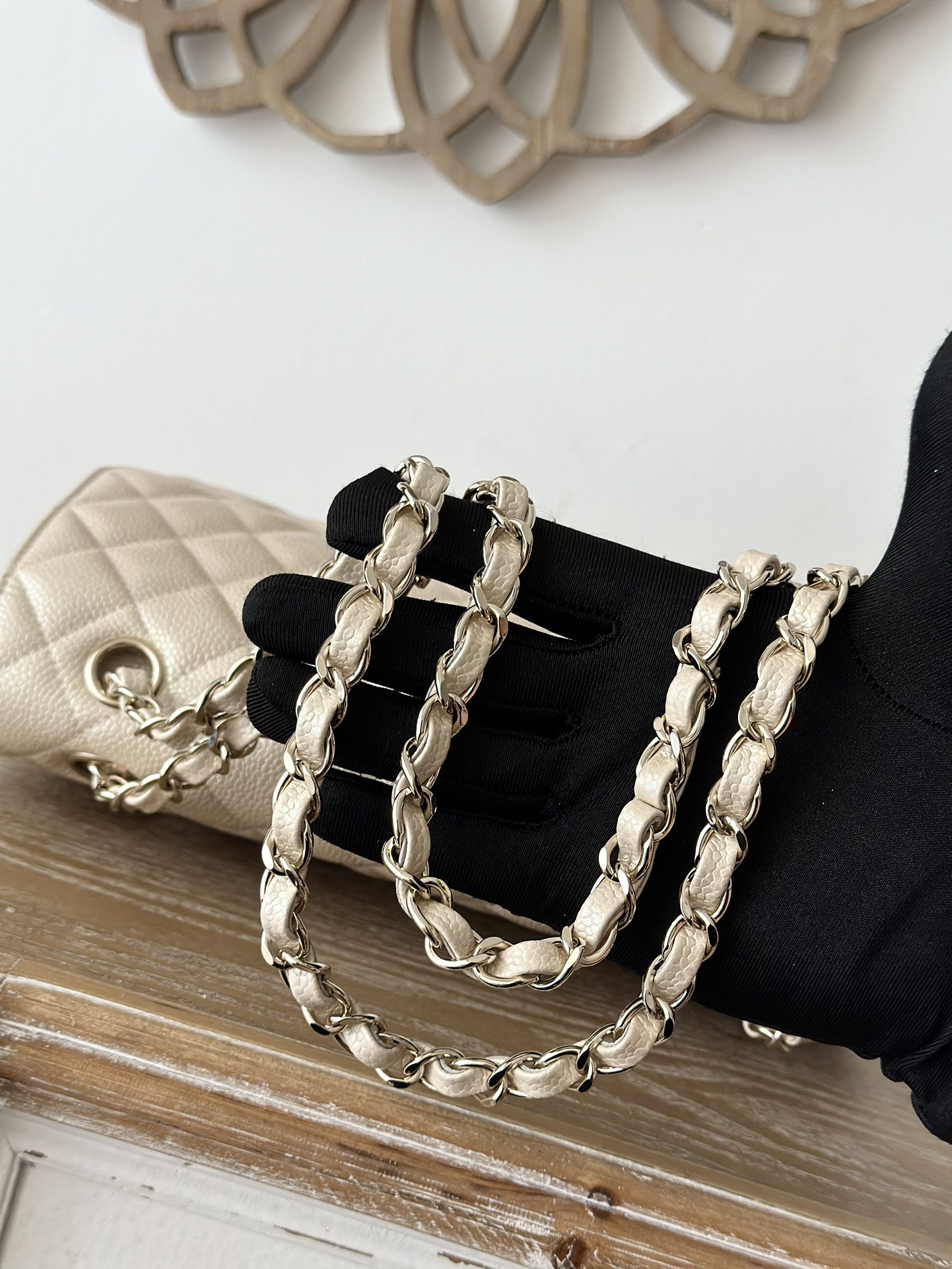 CHANEL 1112 pearl apricot color chain flap bag cowhide crossbody bag