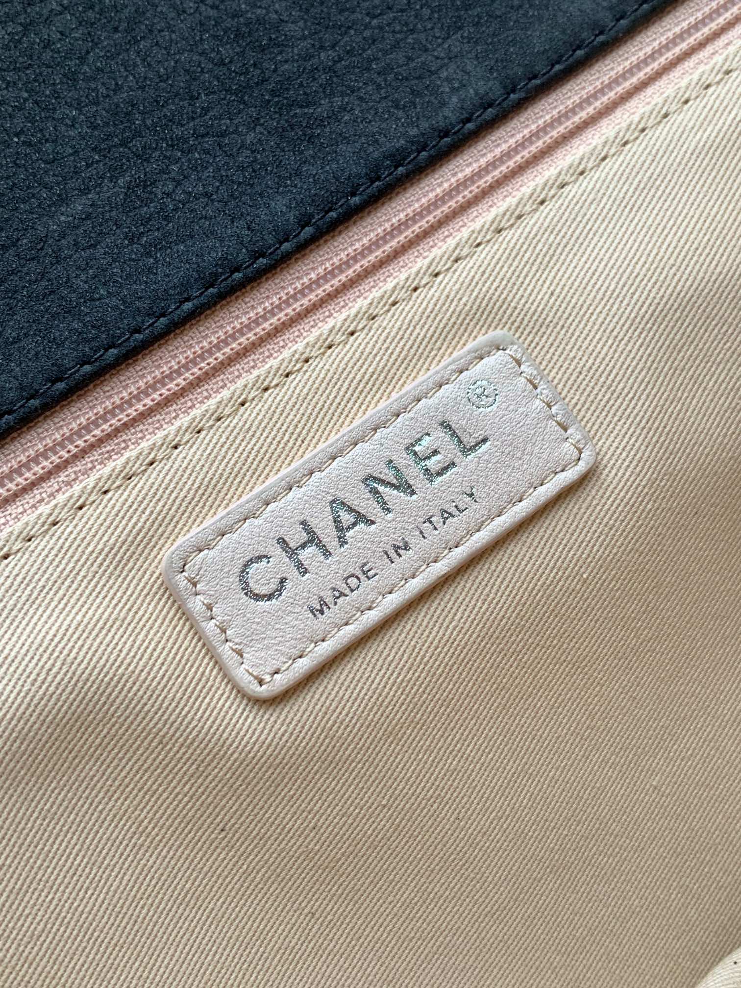 CHANEL Dark Night Black OHANEL Suede Double Pocket Chain Bag Crossbody Bag